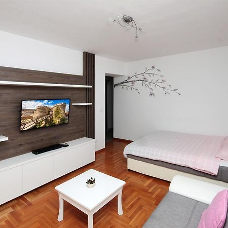 Apartment Lilly Beograd Bagian luar foto